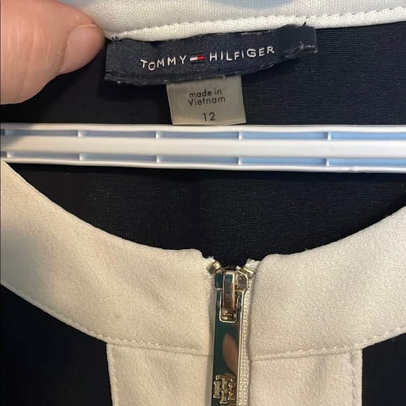 EUC Tommy Hilfiger Zip Front Scuba Dress. Size 12. - Picture 2 of 8